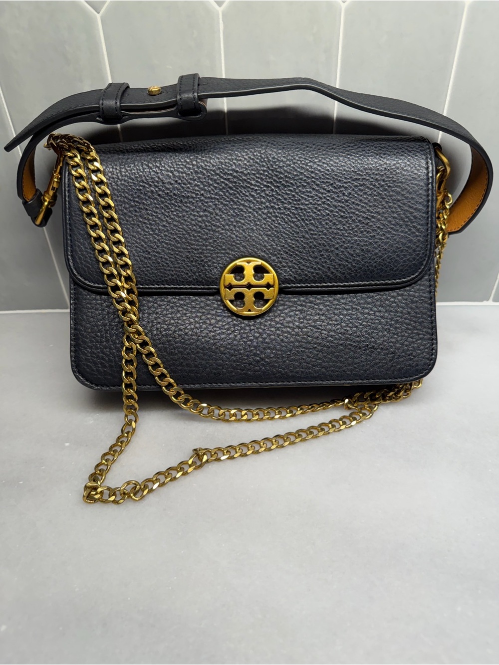 Tory Burch Chelsey Convertible Shoulder Bag Black Pebbled Leather Crossbody
